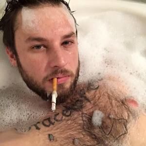 Meet your Posher, Lee